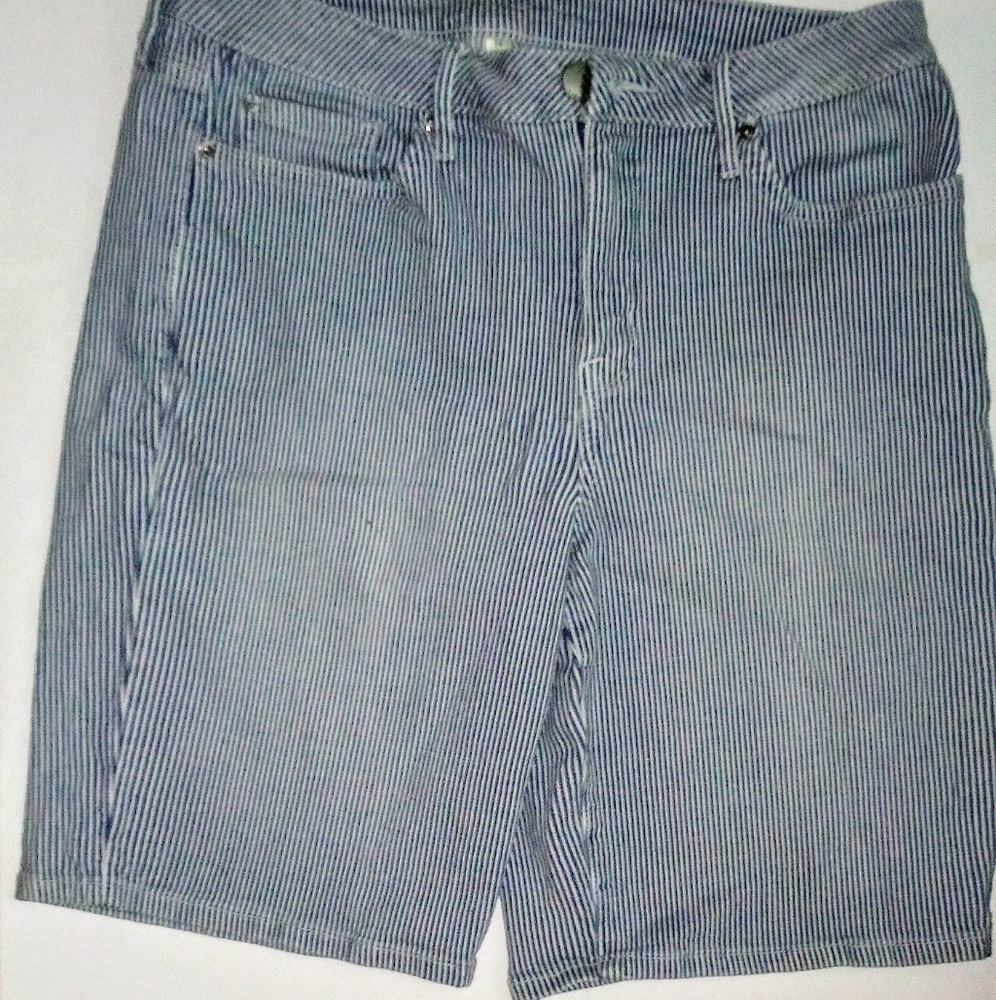 Women's Knee High Shorts